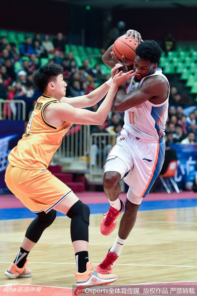 CBA第36轮:四川115-119广厦