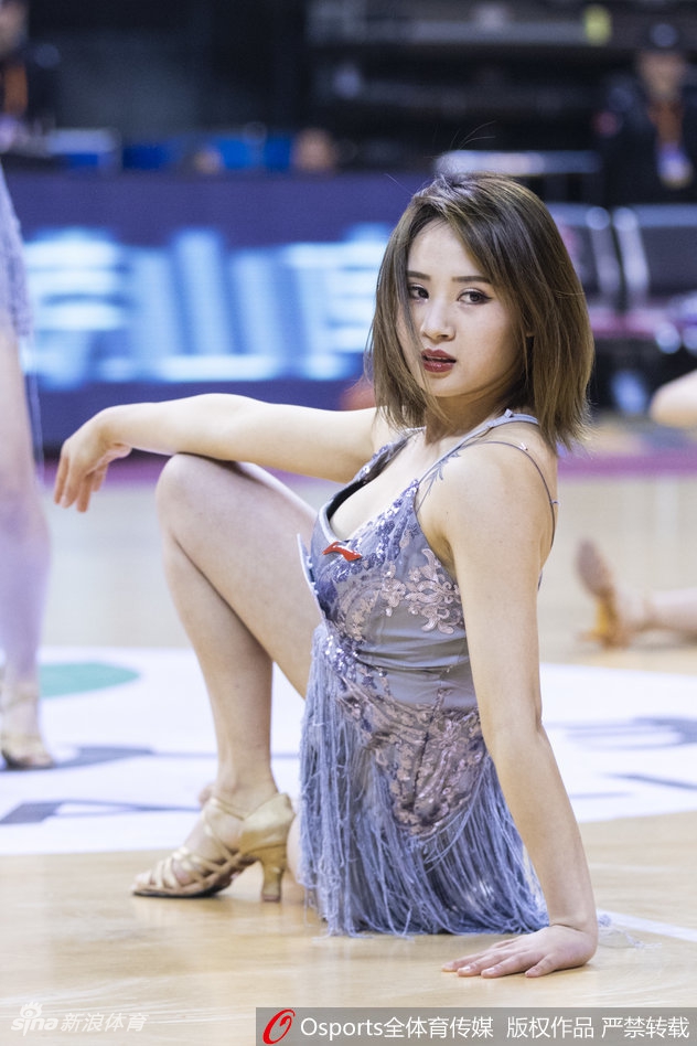 CBA第41轮啦啦队火辣瞬间！