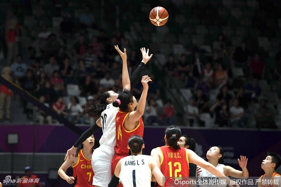 亚运女篮决赛：中国71-65胜朝韩联队摘金