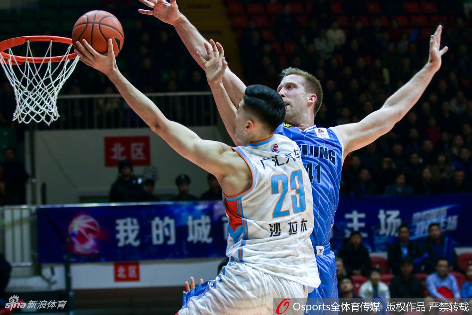 CBA第41轮：新疆109-96北京