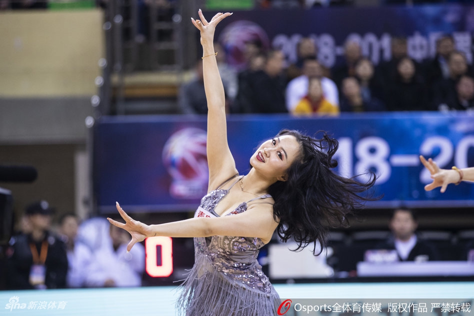 CBA第41轮啦啦队火辣瞬间！