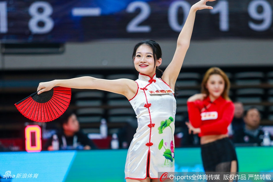 CBA第41轮啦啦队火辣瞬间！