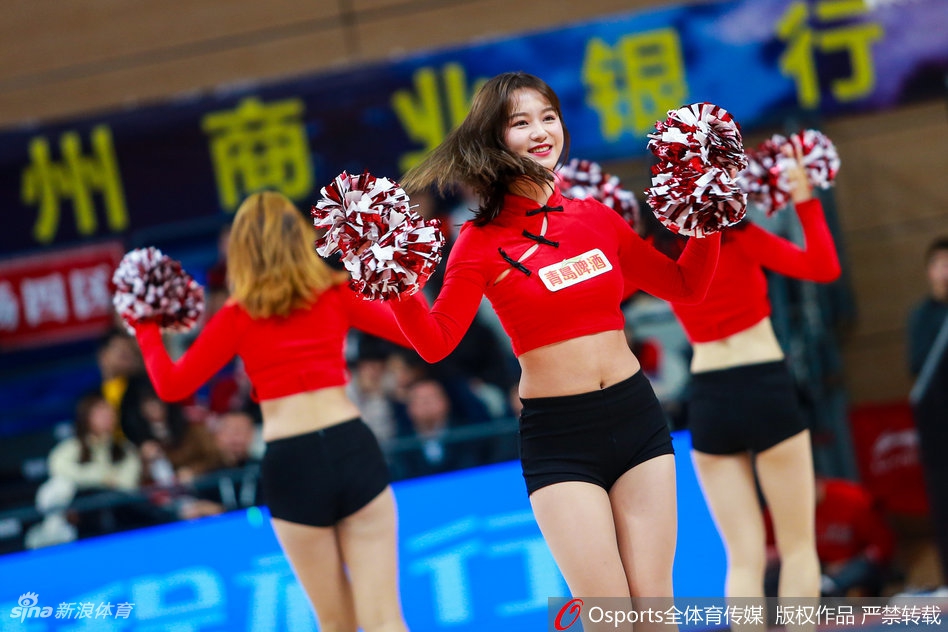 CBA第41轮啦啦队火辣瞬间！