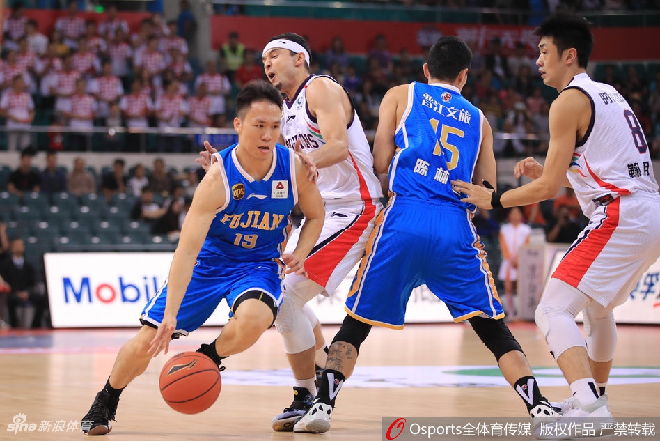 CBA第10轮:广州VS福建