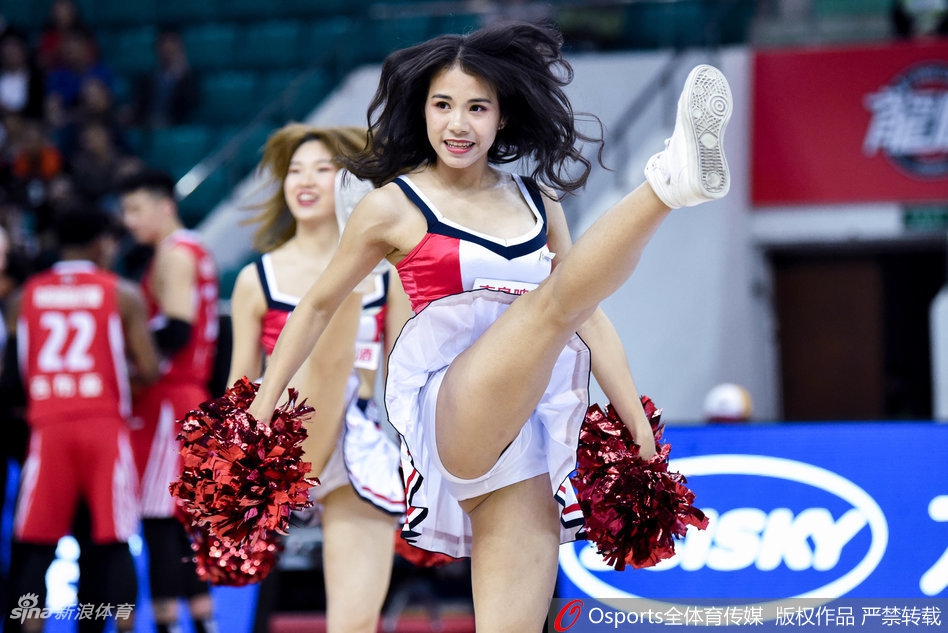CBA第41轮啦啦队火辣瞬间！