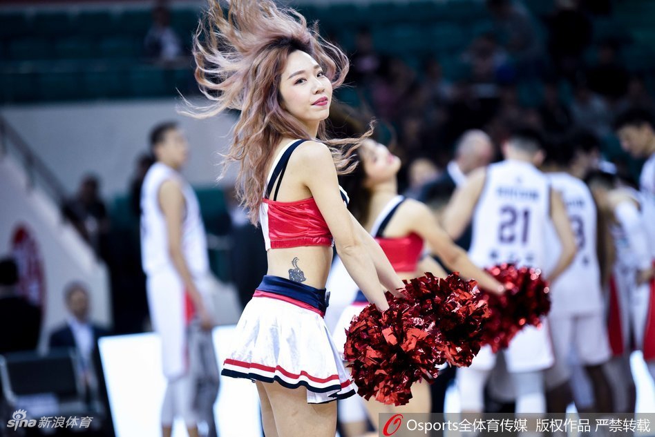 CBA第41轮啦啦队火辣瞬间！