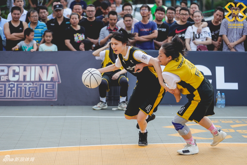 可爱的篮球女孩!她们是黄金联赛“仙女队”
