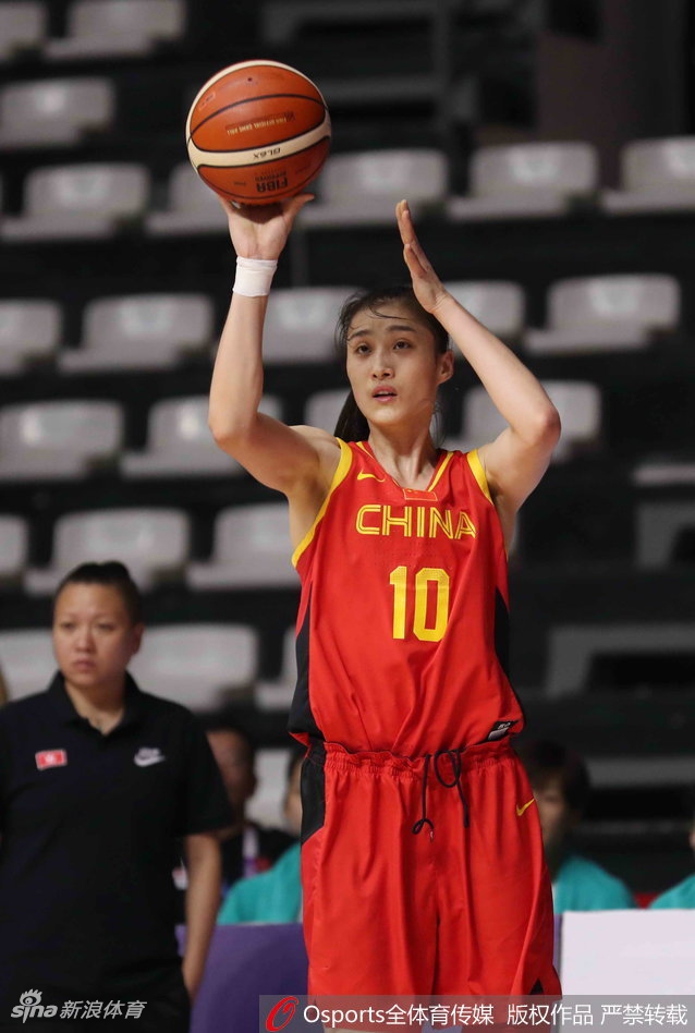 亚运会：中国女篮123-31中国香港