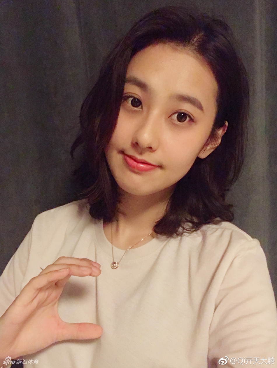 最美女裁判!这次她要上场打球啦