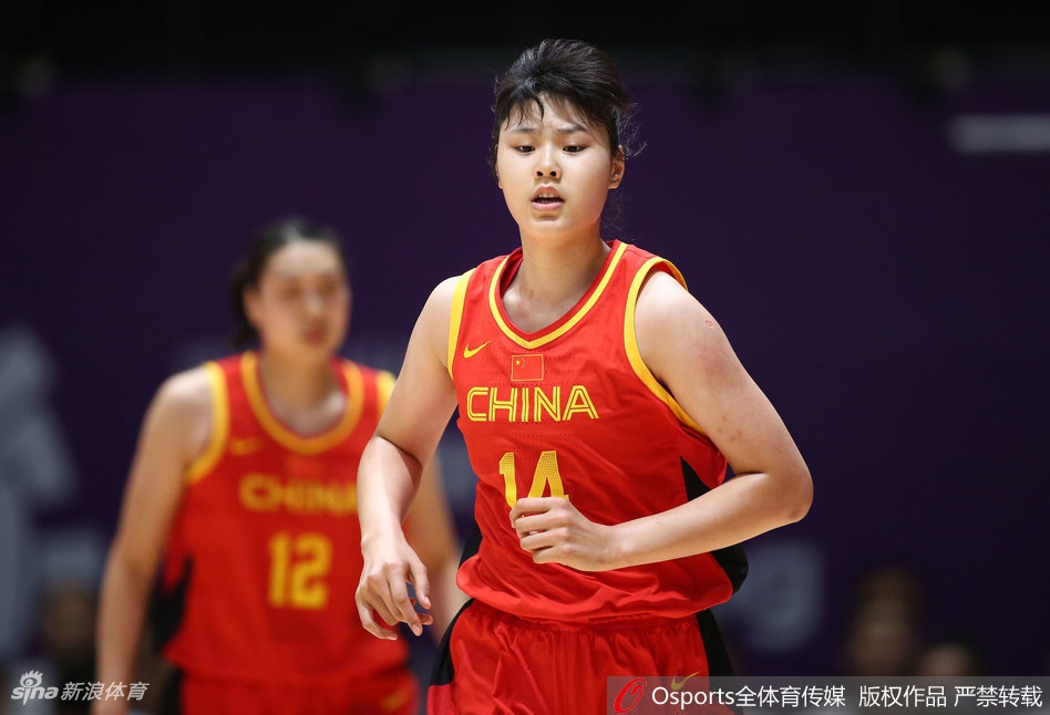 亚运女篮决赛：中国71-65胜朝韩联队摘金