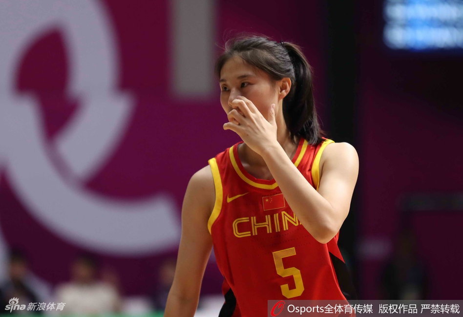 亚运会：中国女篮123-31中国香港