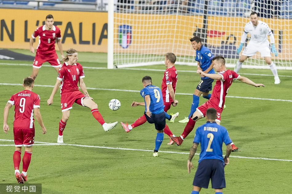 [世预赛]意大利5-0立陶宛 小基恩梅开二度