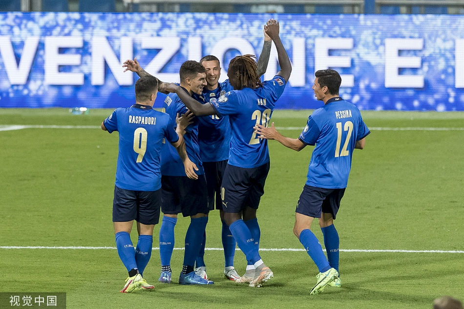 [世预赛]意大利5-0立陶宛 小基恩梅开二度