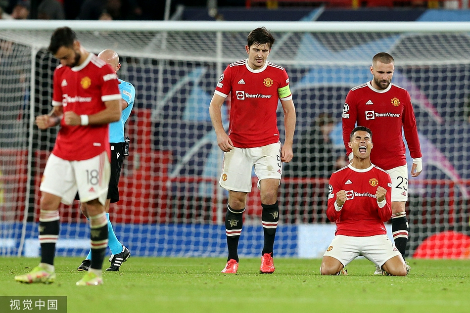 [欧冠]曼联3-2大逆转 C罗绝杀