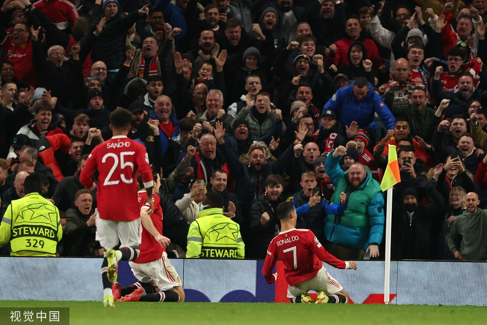 [欧冠]曼联3-2大逆转 C罗绝杀