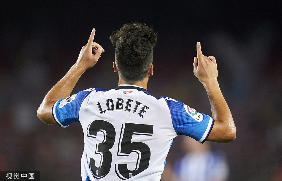 [西甲]巴萨4-2皇家社会 布莱斯维特2射1传