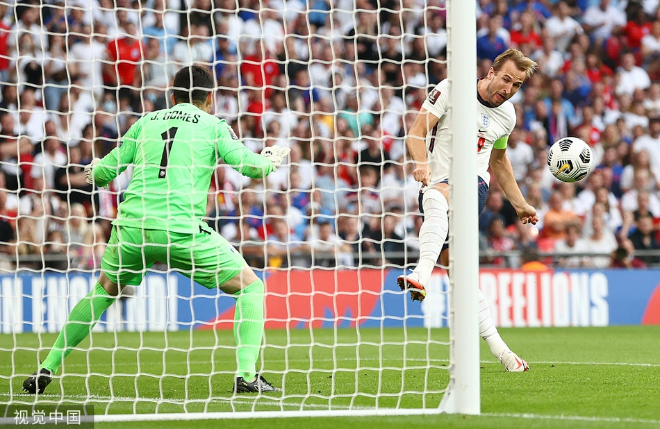 [世预赛]英格兰4-0安道尔 林加德2射1传