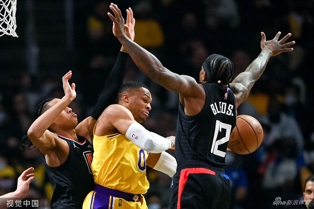 [NBA]湖人110-111快船 浓眉30分失绝杀