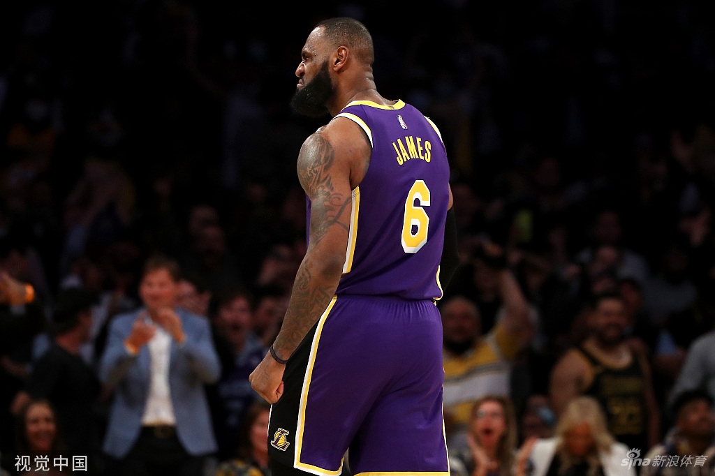 [NBA]湖人107-101险胜爵士 詹姆斯33分