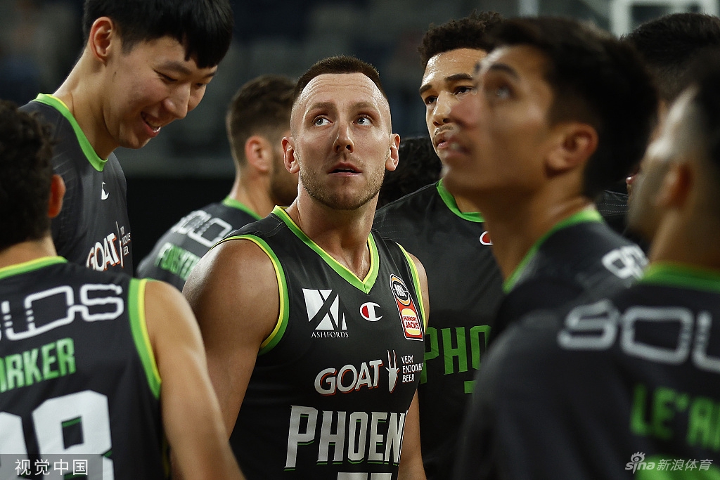 [NBL]凤凰87-92国王 周琦5分10篮板
