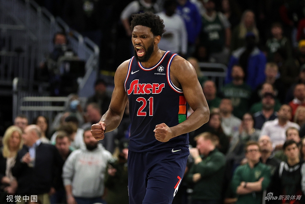 [NBA]76人123-120雄鹿 大帝42分力压字母哥