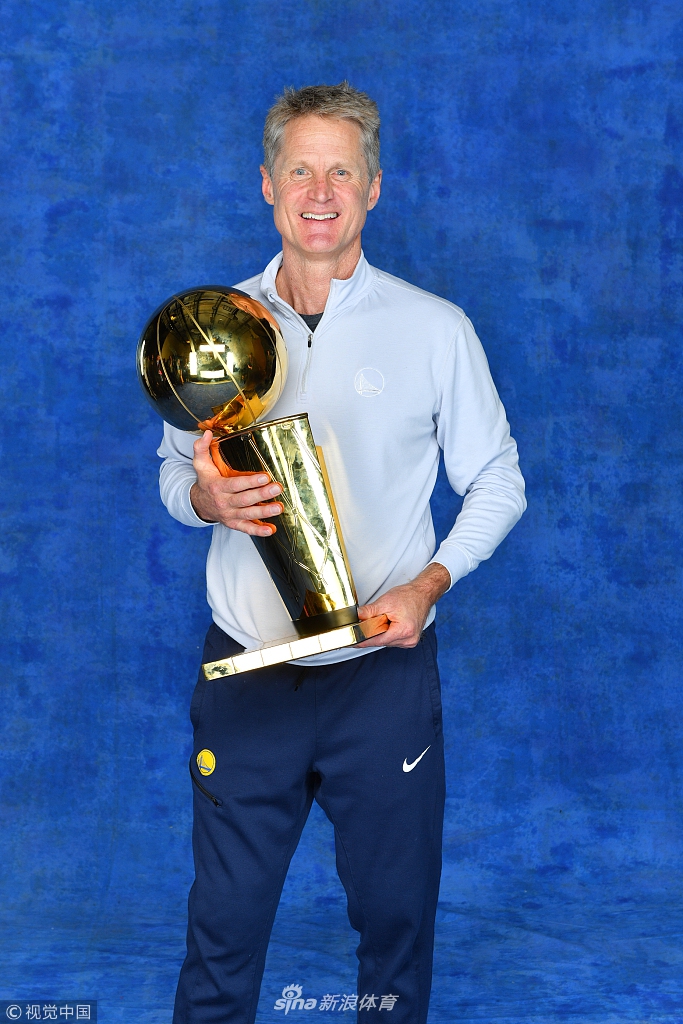 勇士拍摄总冠军写真