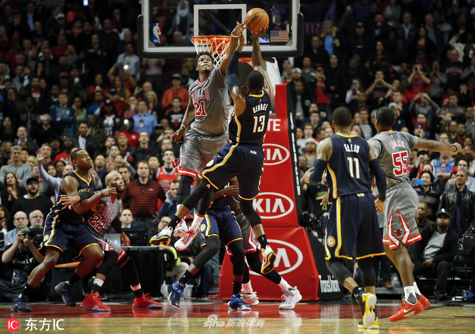 巴特勒封盖乔治绝杀