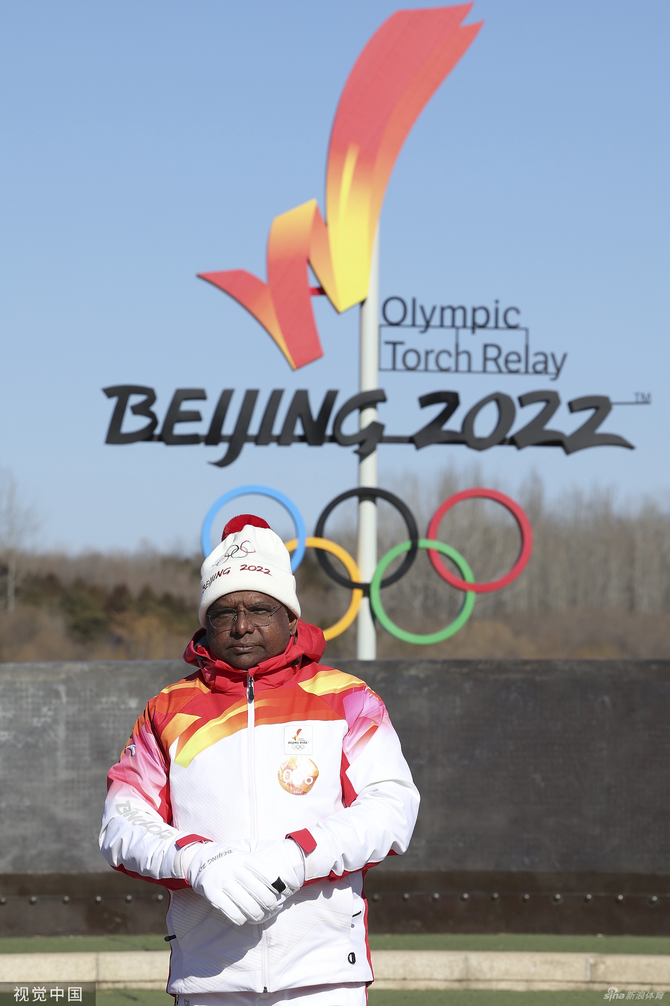 奥委会主席巴赫参加冬奥火炬传递