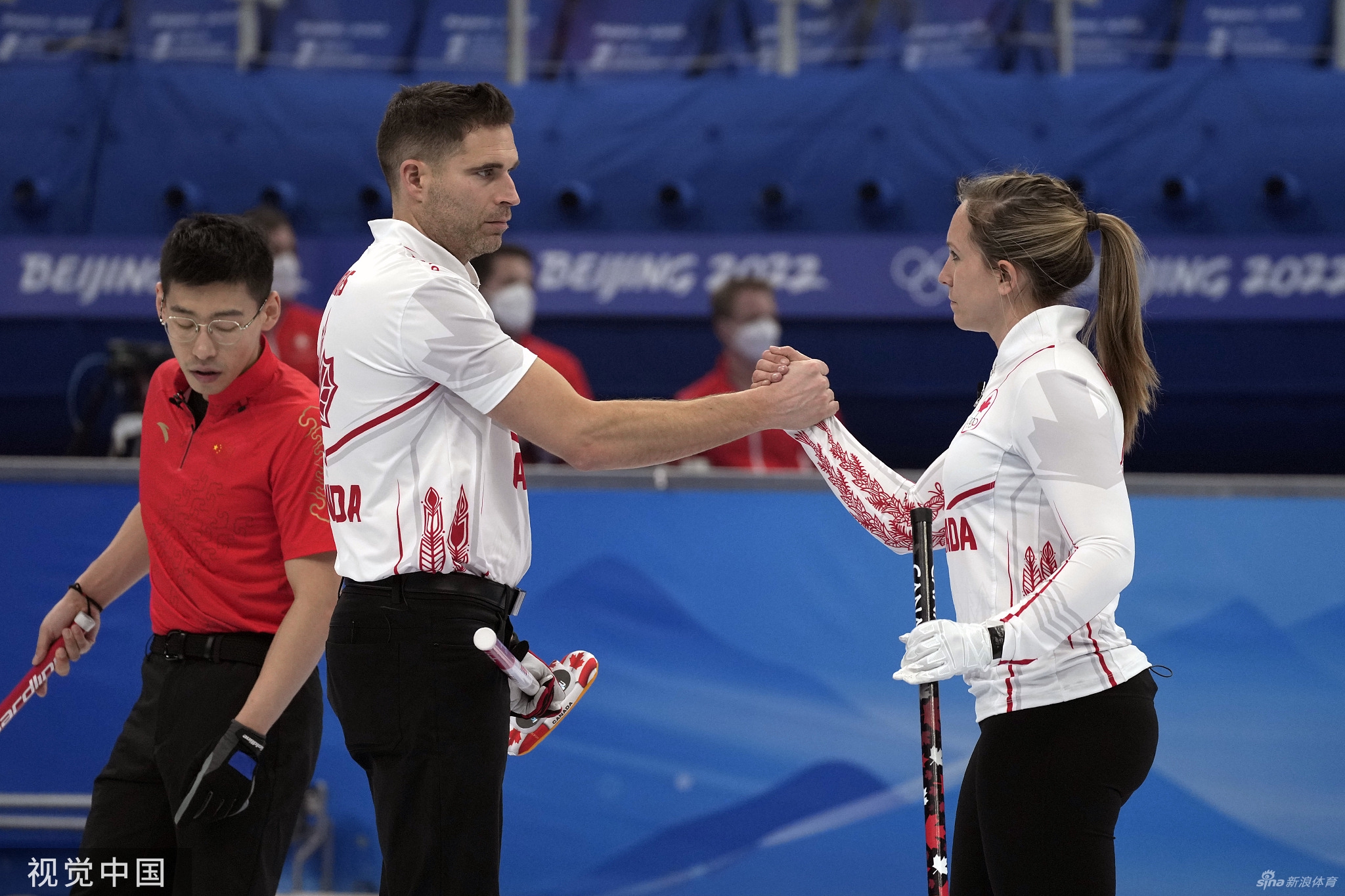 [冰壶混双]中国组合范苏圆/凌智6-8加拿大