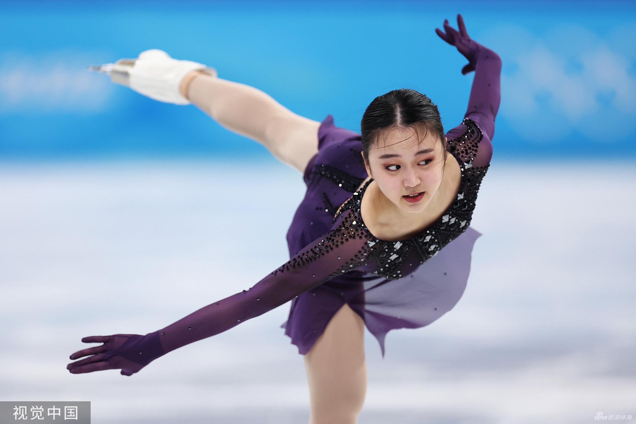 不再哭泣！朱易出战花滑女单短节目获第27