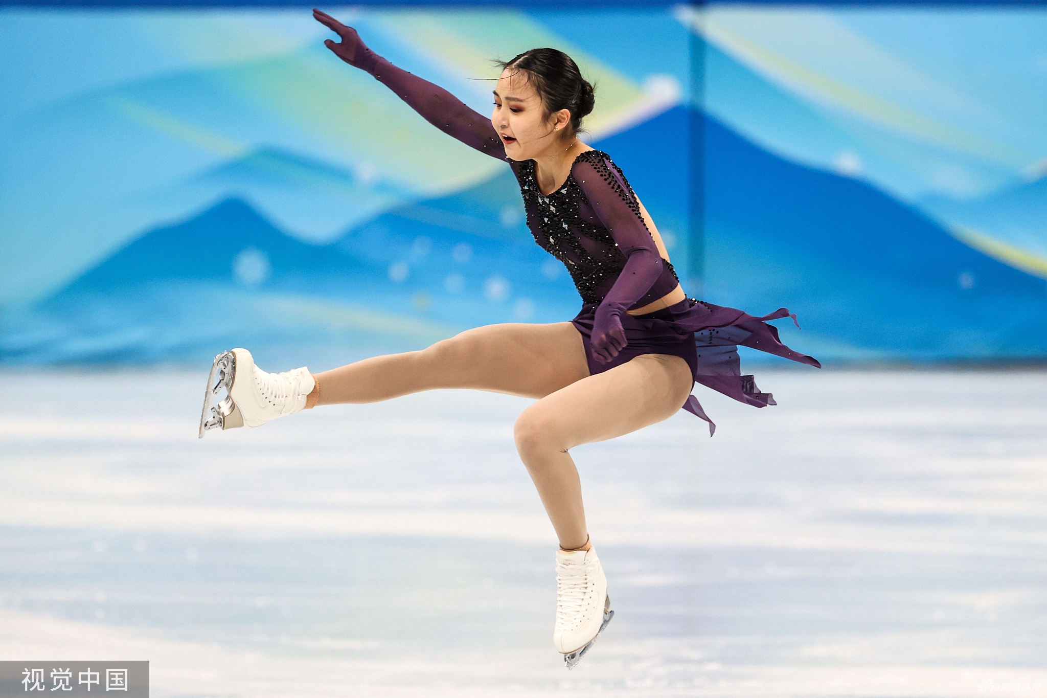 不再哭泣！朱易出战花滑女单短节目获第27