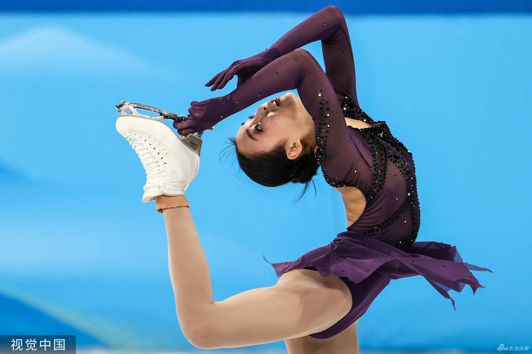 不再哭泣！朱易出战花滑女单短节目获第27