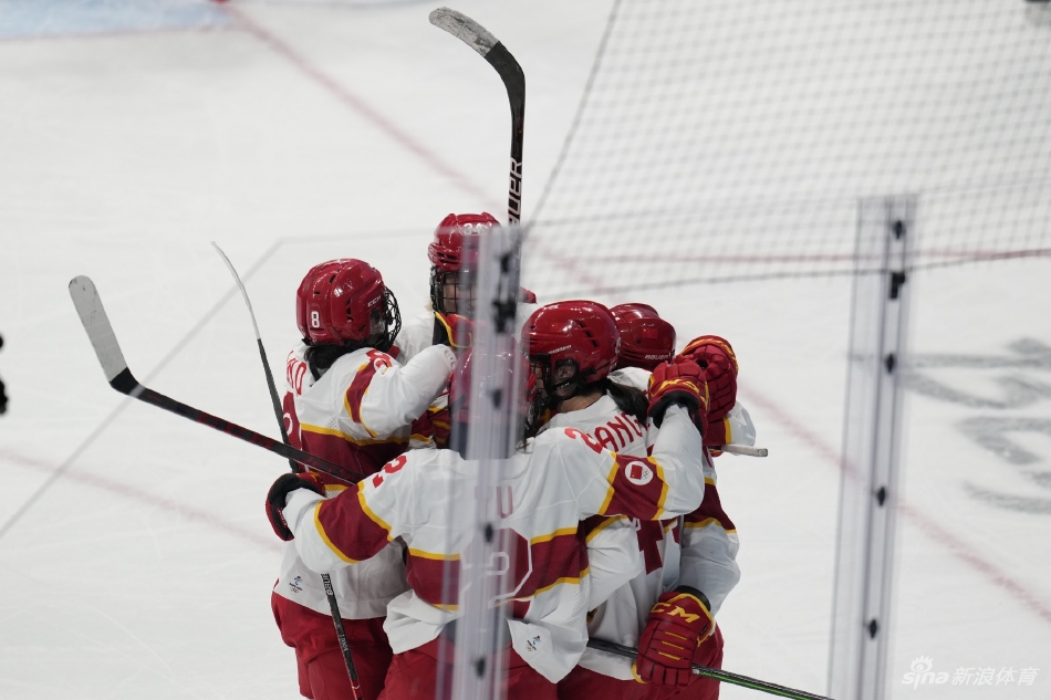 [女子冰球]新浪直击丹麦1-3中国