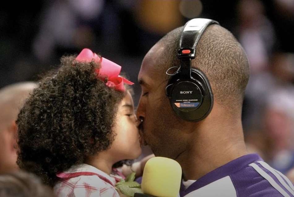 Mamba Forever！百图回顾科比生涯 传奇永不落幕