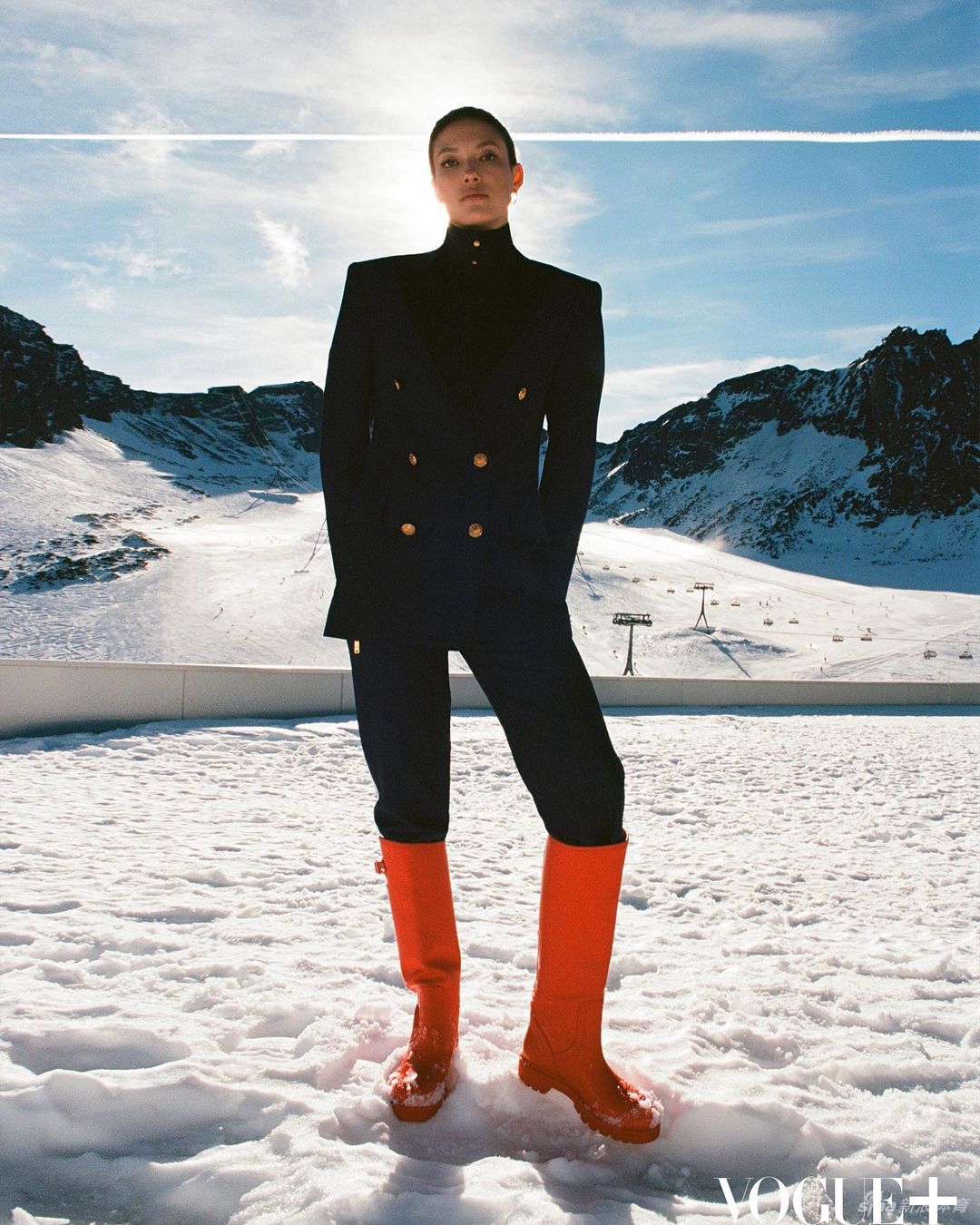 美艳！冰雪美女谷爱凌时尚杂志写真