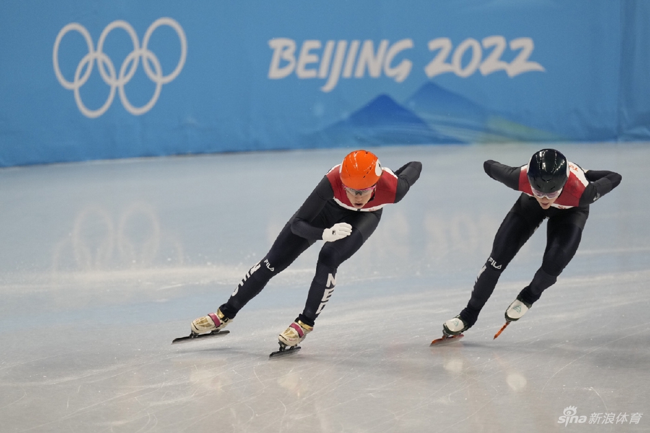 速滑1000米韩雨桐/曲春雨/张楚桐无缘晋级
