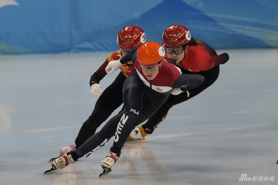 速滑1000米韩雨桐/曲春雨/张楚桐无缘晋级