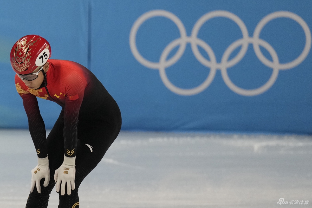 新浪直击速滑500米武大靖/任子威/孙龙晋级