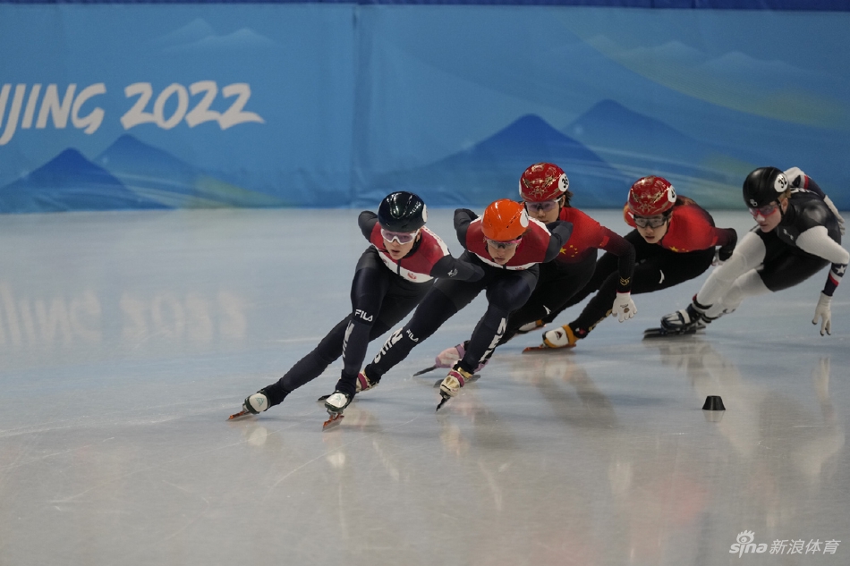 速滑1000米韩雨桐/曲春雨/张楚桐无缘晋级