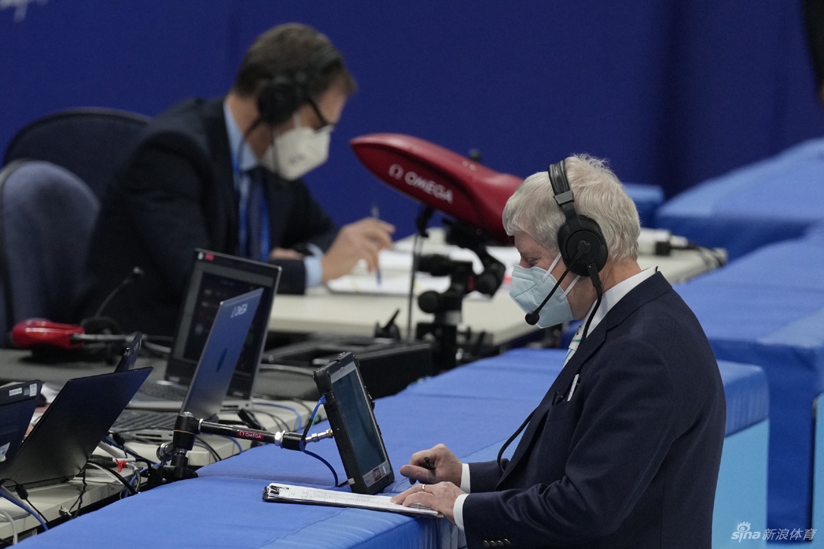 新浪直击速滑500米武大靖/任子威/孙龙晋级