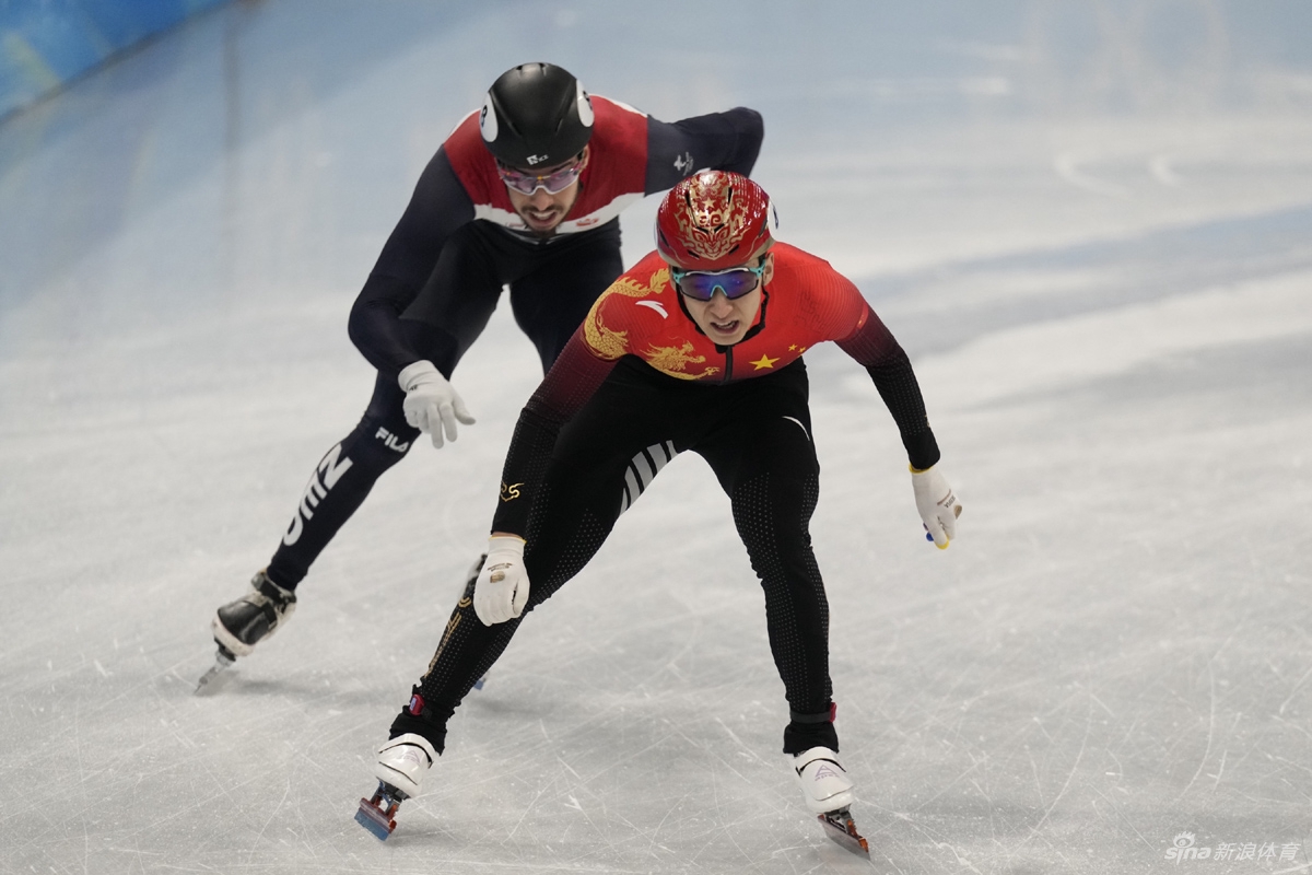 新浪直击速滑500米武大靖/任子威/孙龙晋级
