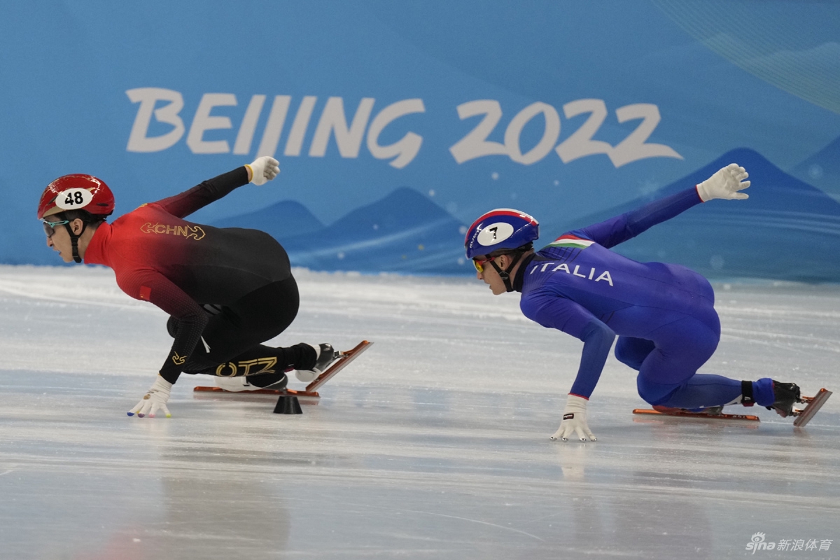 新浪直击速滑500米武大靖/任子威/孙龙晋级