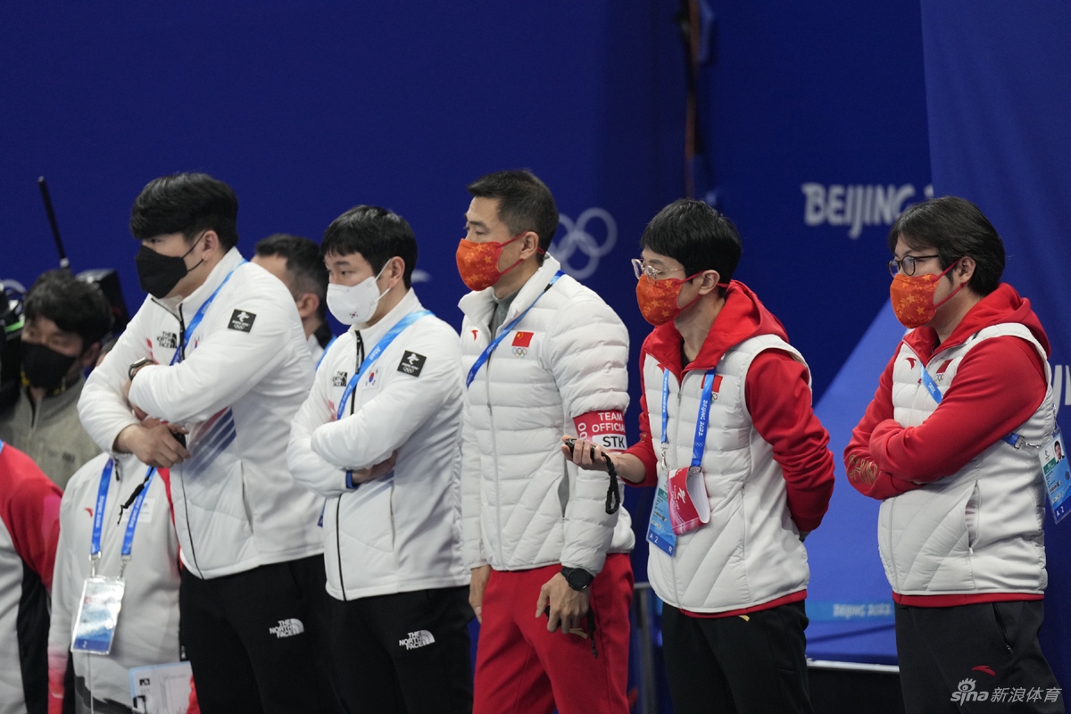 速滑女子3000米接力中国队获铜牌