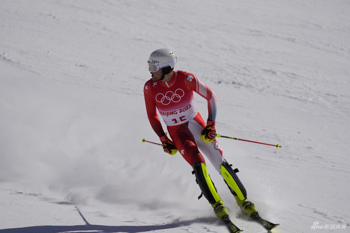 新浪直击高山滑雪男子回转比赛