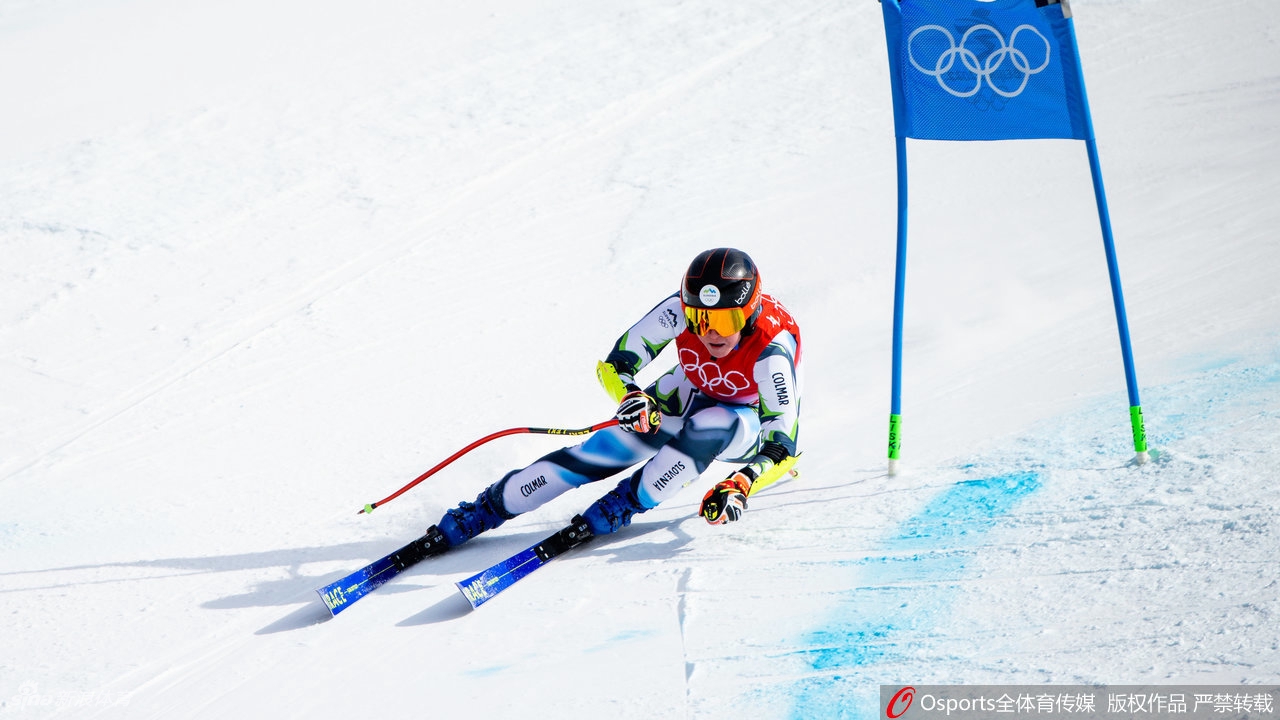 高山滑雪女子超级大回转贝赫拉米夺金