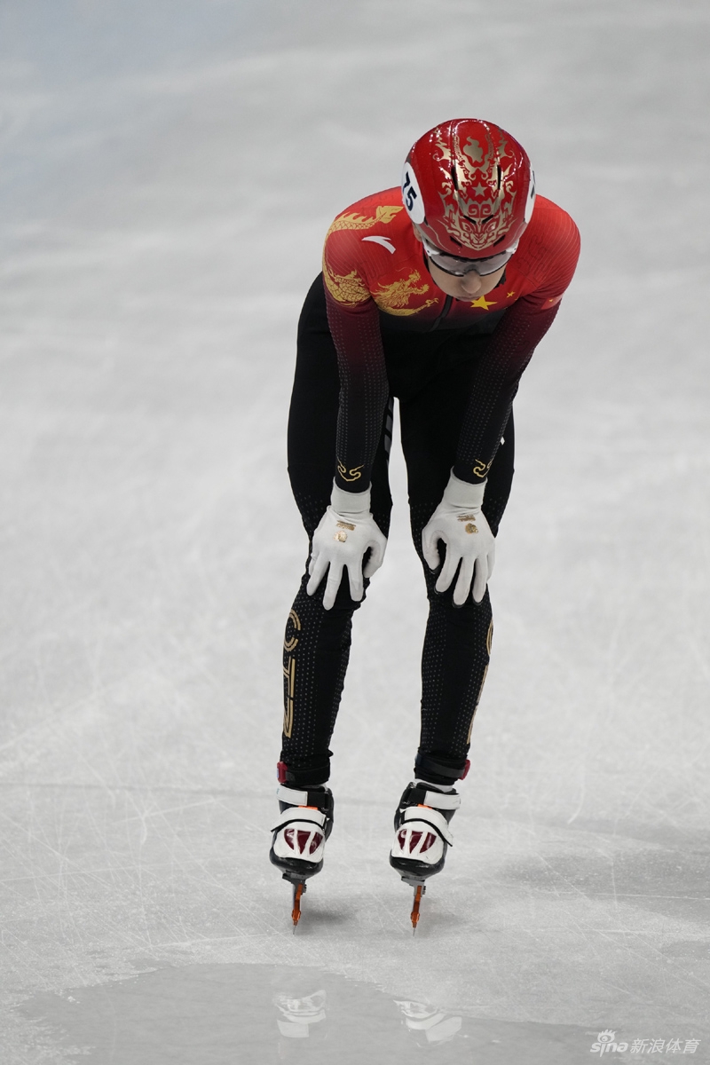 新浪直击速滑500米武大靖/任子威/孙龙晋级