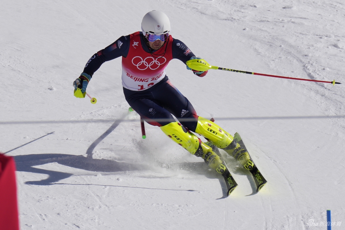 新浪直击高山滑雪男子回转比赛
