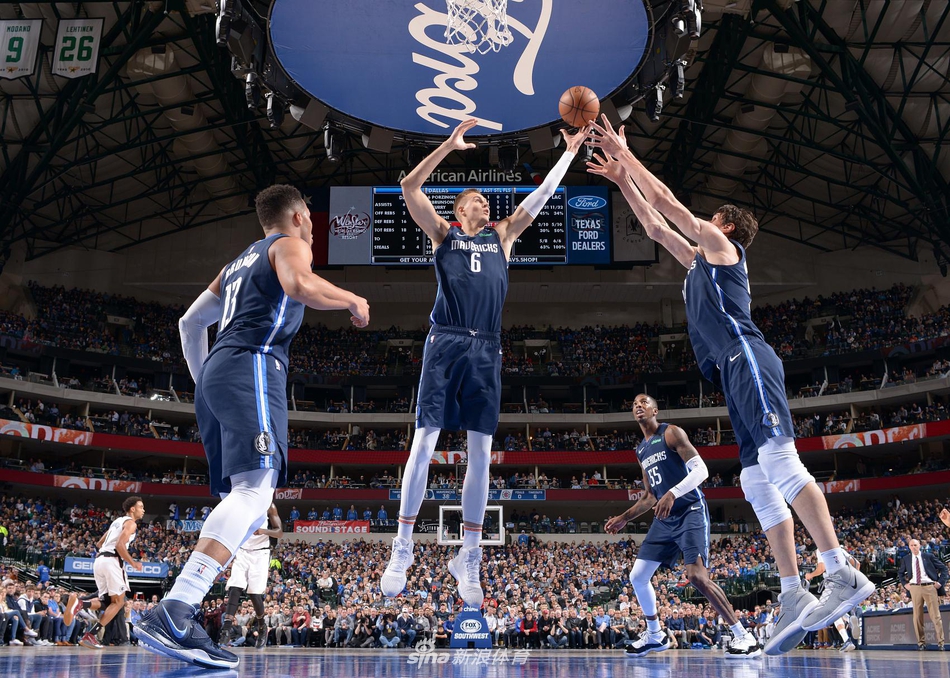 [常规赛]快船110-107独行侠