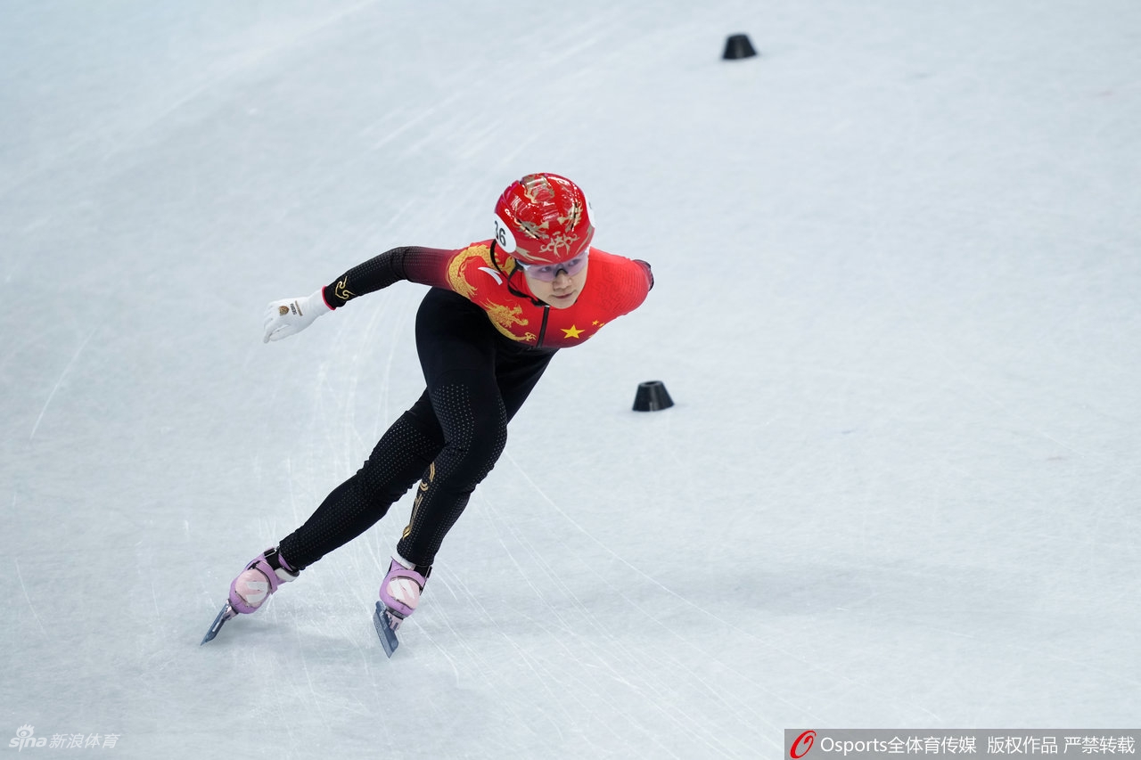 速滑1000米韩雨桐/曲春雨/张楚桐无缘晋级