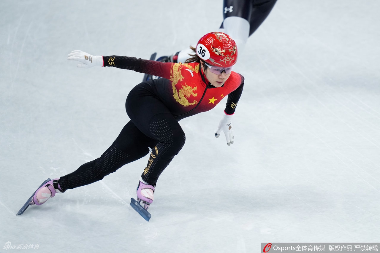 速滑1000米韩雨桐/曲春雨/张楚桐无缘晋级